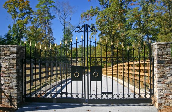 Littleton Driveway Gate Service